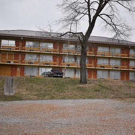 Amerivu Inn-Gilbertsville Exteriör bild